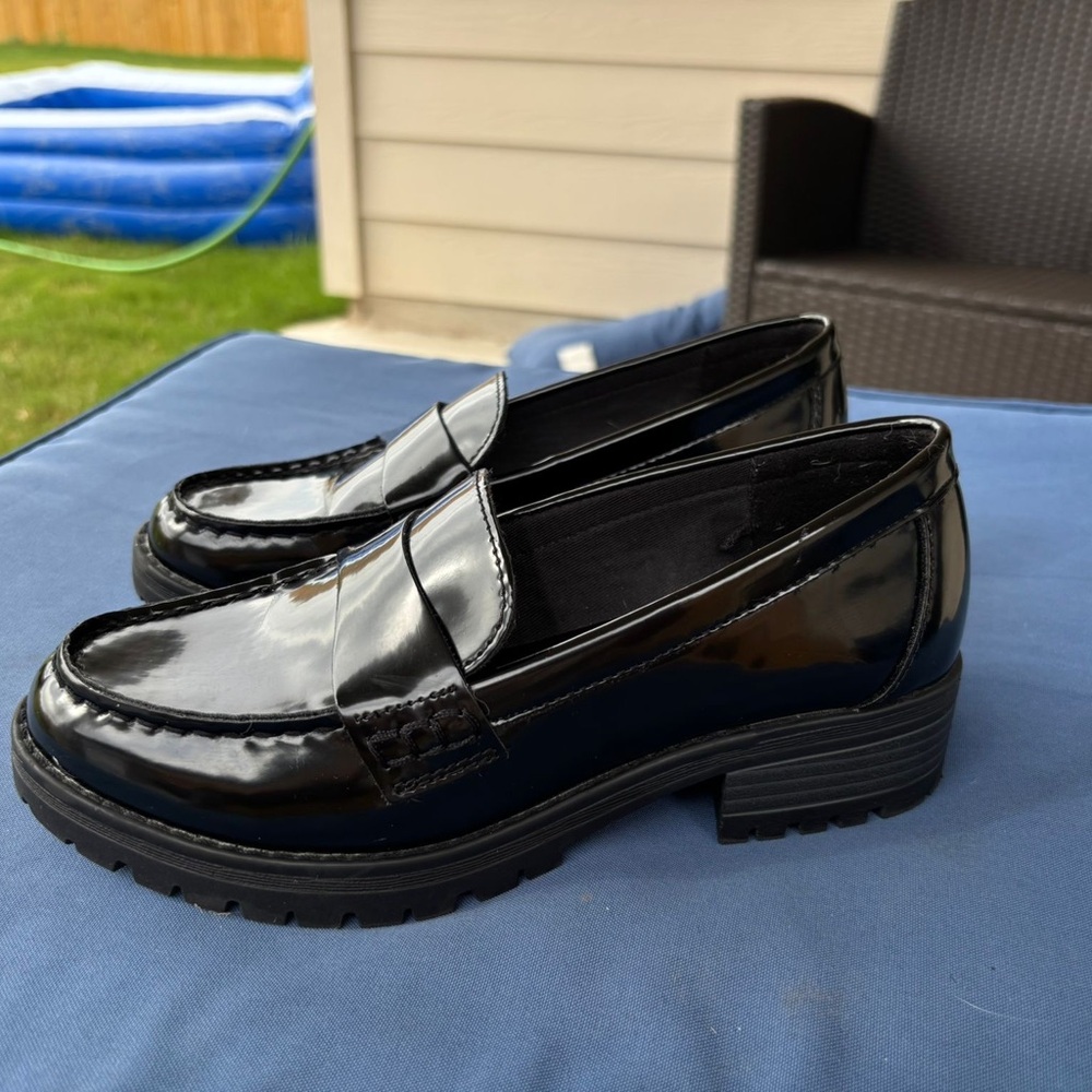 Black Loafers for Women